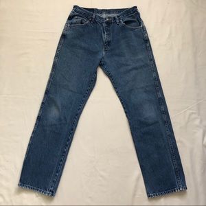 Wrangler Regular Fit Medium Wash Jean